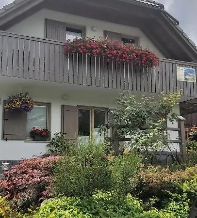 Apartma - Pocitniska Hisa Lodi *
