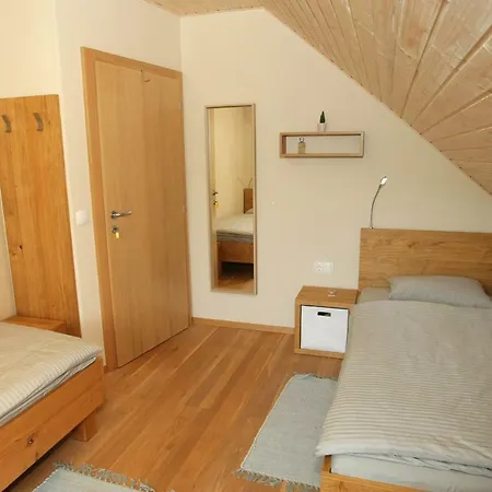 Apartma Lodi Za Dve,stiri, Sest, Ali Osem Oseb בית נופש