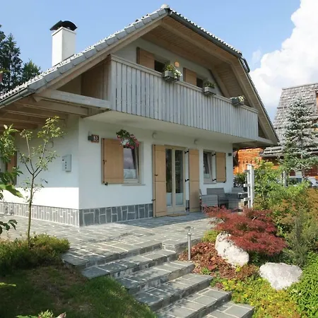 Apartma - Pocitniska Hisa Lodi