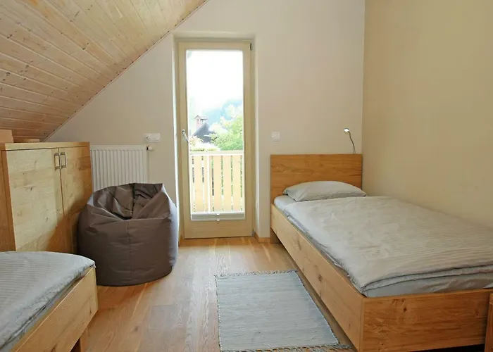 Apartma Lodi Za Dve,stiri, Sest, Ali Osem Oseb ボーヒニ